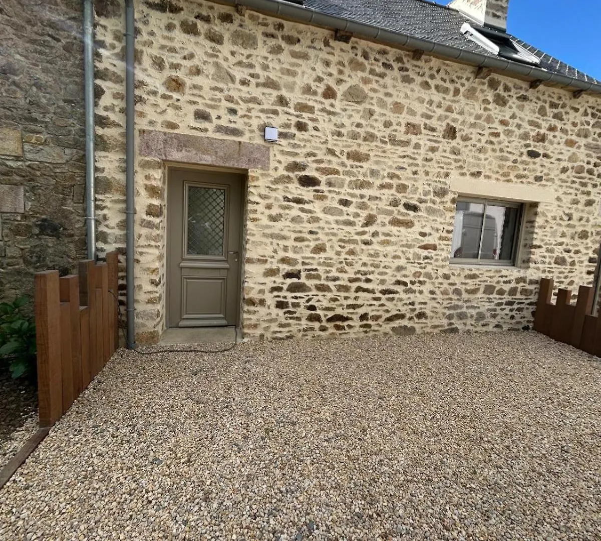 La Maison Albanaise Saint-Alban  Holiday home Saint-Alban (Cotes-d'Armor)